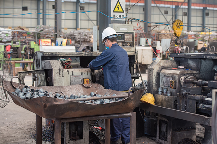 额尔古纳网架锥头车间